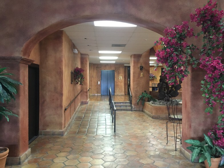 More Photos Of 7400 Viscount Blvd, El Paso Office For Lease