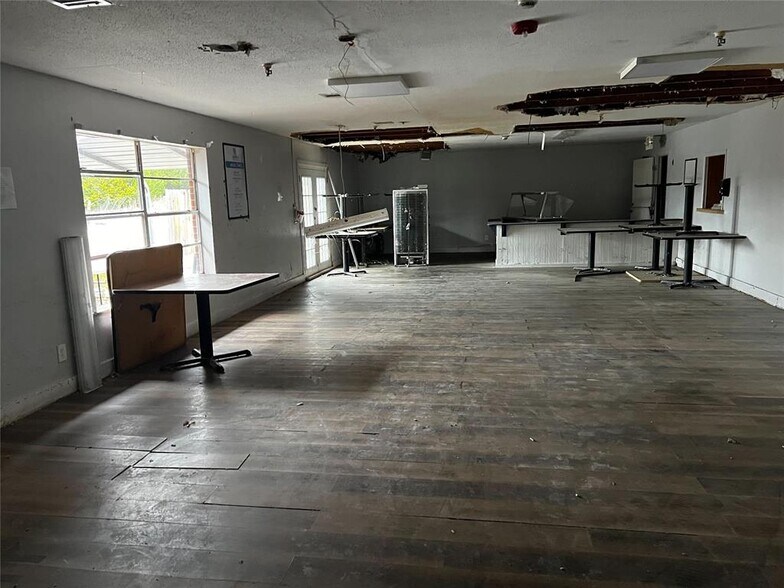 More Photos Of 2200 N Coltrane Rd, Oklahoma City Skilled Nursing Facility For Sale