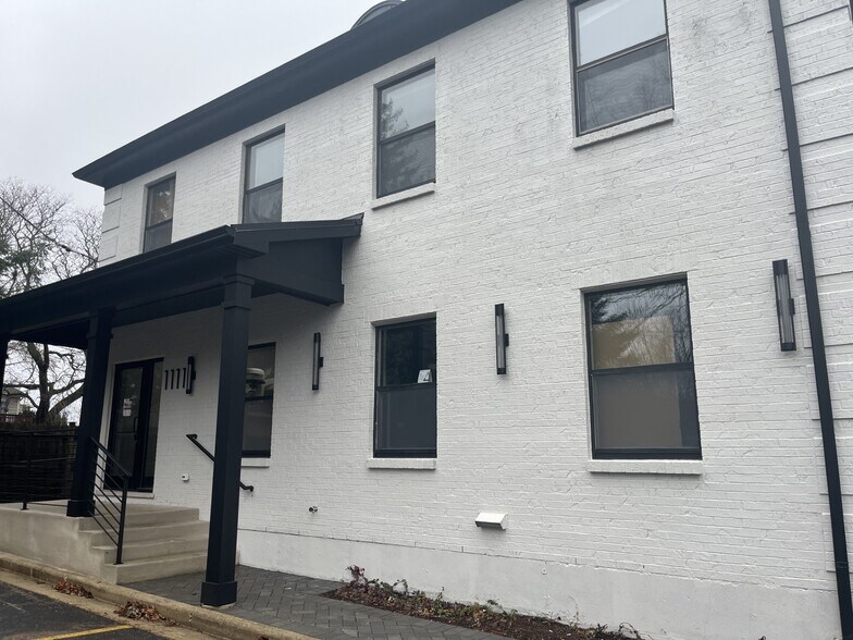 More Photos Of 1111 S Washington St, Naperville Medical For Sale