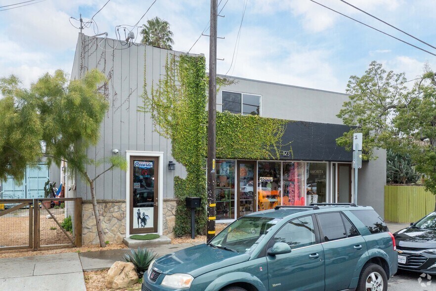 More Photos Of 121 Santa Barbara St, Santa Barbara Unknown For Lease