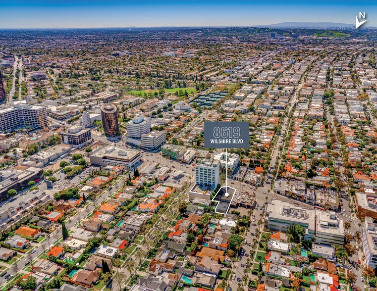 More Photos Of 8619-8621 Wilshire Blvd, Beverly Hills General Retail For Sale