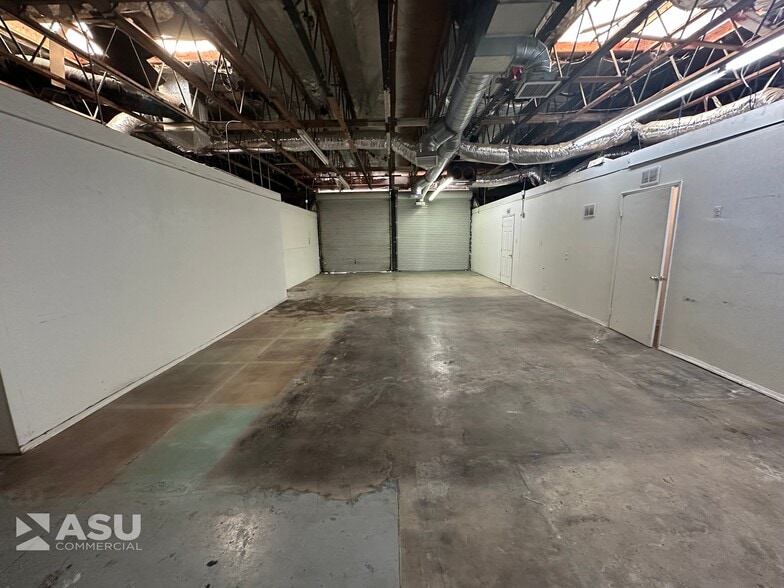 More Photos Of 4040 Easton Dr, Bakersfield Light Manufacturing For Lease