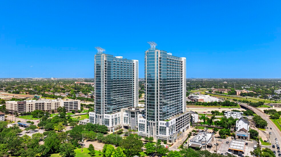 More Photos Of 5927 Almeda Rd, Houston Apartments For Lease