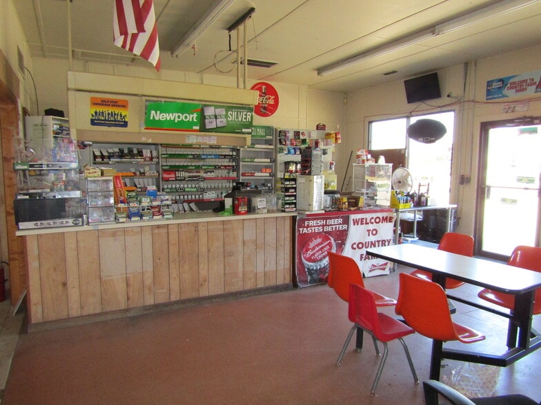 More Photos Of 150 Colonial Trl E, Surry Convenience Store For Sale