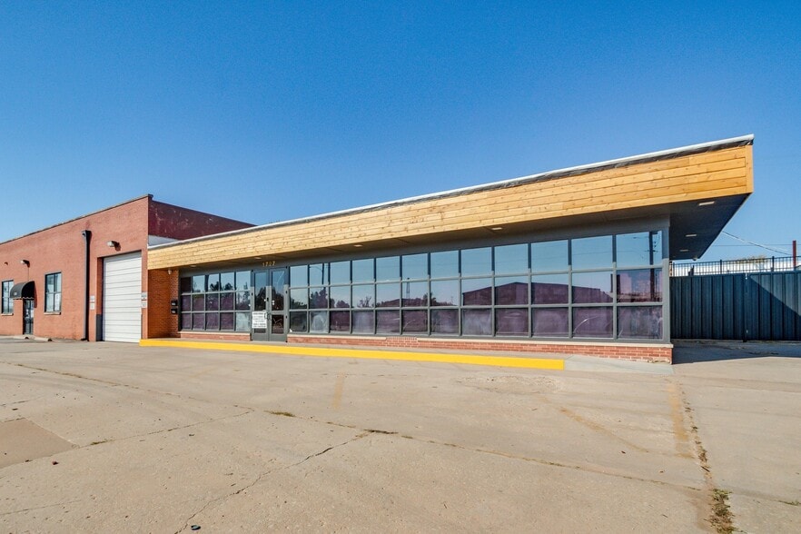 More Photos Of 1727 S Agnew Ave, Oklahoma City Service For Lease