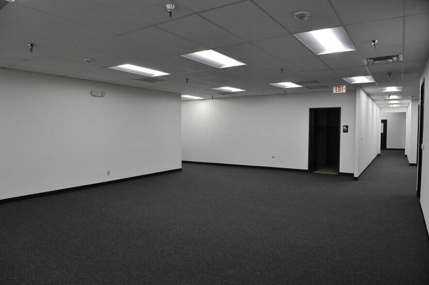 More Photos Of 1700 Capital Ave, Plano Distribution For Lease