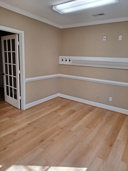 More Photos Of 763 J Clyde Morris Blvd, Newport News Office For Lease