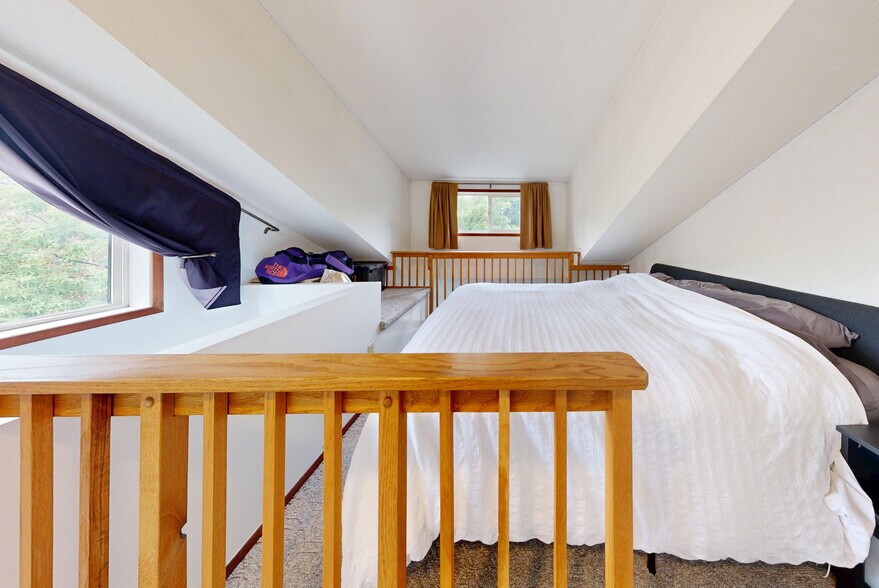 More Photos Of 7914-7916 110 St NW, Edmonton Apartments For Sale