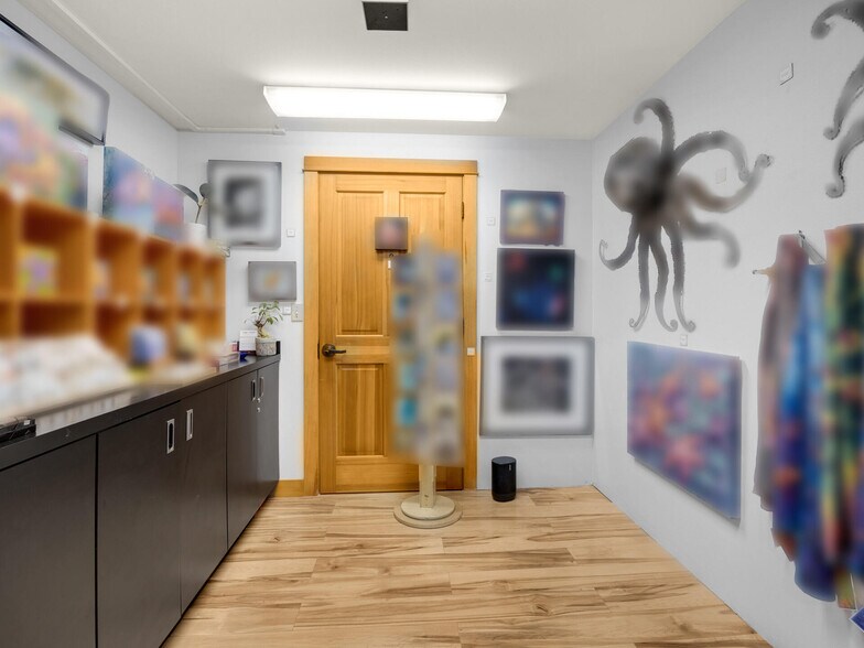 More Photos Of 107 Sunset Blvd, Cannon Beach Storefront Retail Residential For Sale