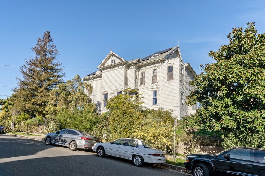 More Photos Of 1218 E 21st St, Oakland Apartments For Sale