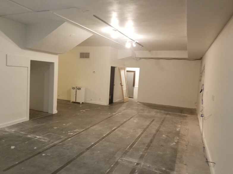 More Photos Of 7519-7521 Melrose Ave, Los Angeles Storefront Retail Office For Sale