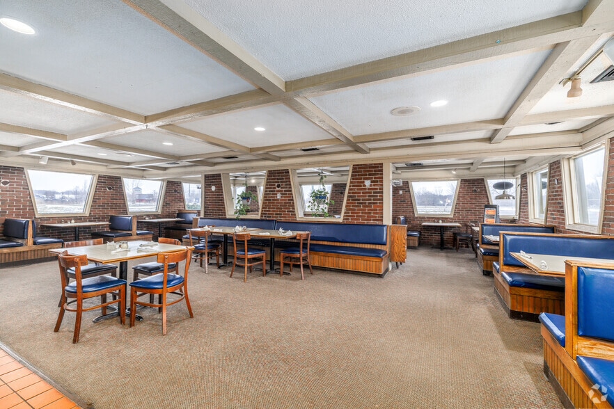 More Photos Of 386 Grant Avenue Rd, Auburn Restaurant For Sale