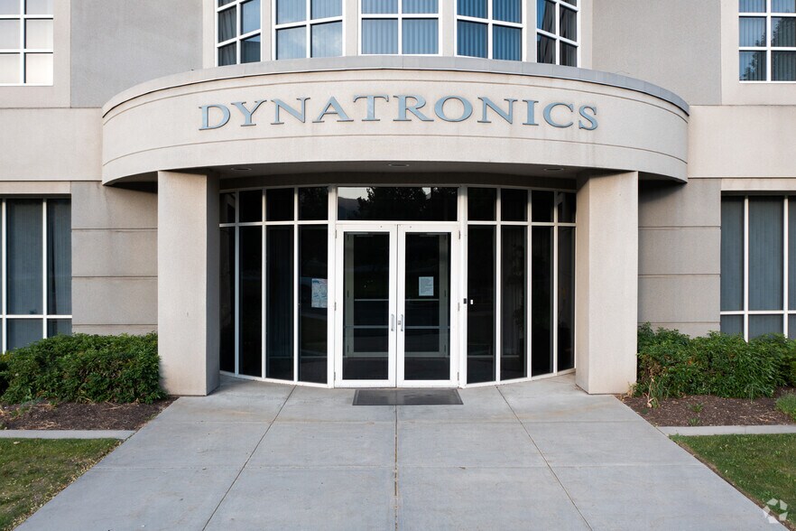 More Photos Of 7030 S Park Centre Dr, Cottonwood Heights Manufacturing For Lease