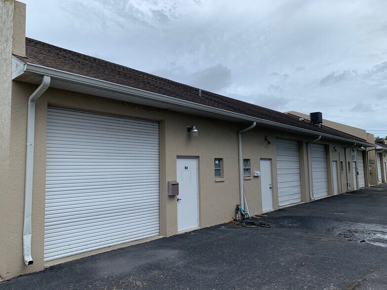 More Photos Of 18350 Paulson Dr, Port Charlotte Warehouse For Sale
