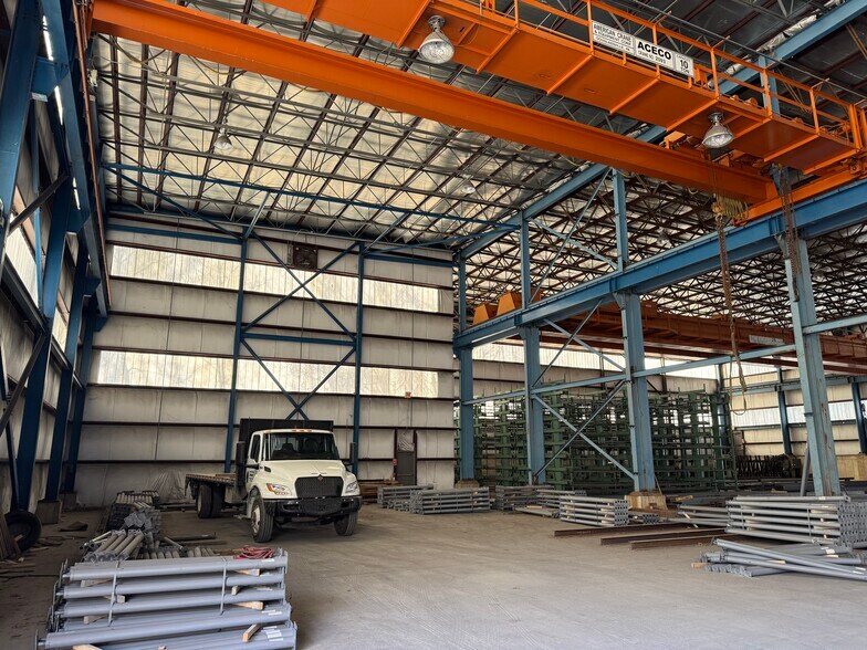 More Photos Of 364 Cherry St, Slatington Warehouse For Sale