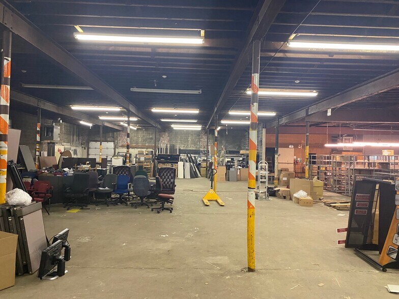 More Photos Of 50 Maple St, Augusta Warehouse For Lease