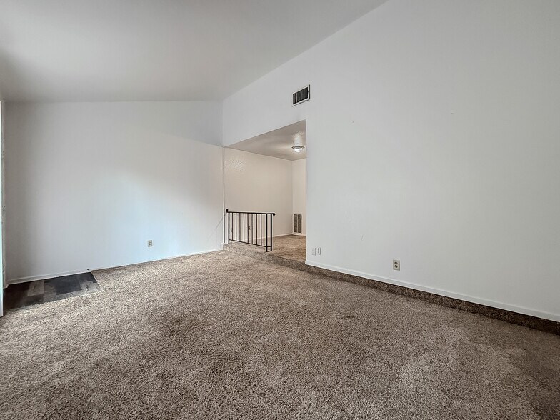 More Photos Of 3701-3740 Thornberry Ct, Corpus Christi Apartments For Sale