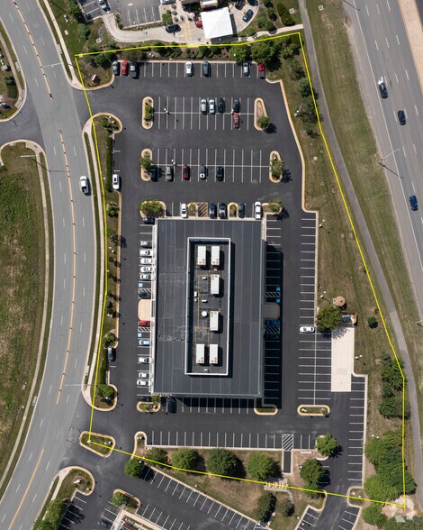 More Photos Of 3850 Fettler Park Dr, Dumfries Office For Lease