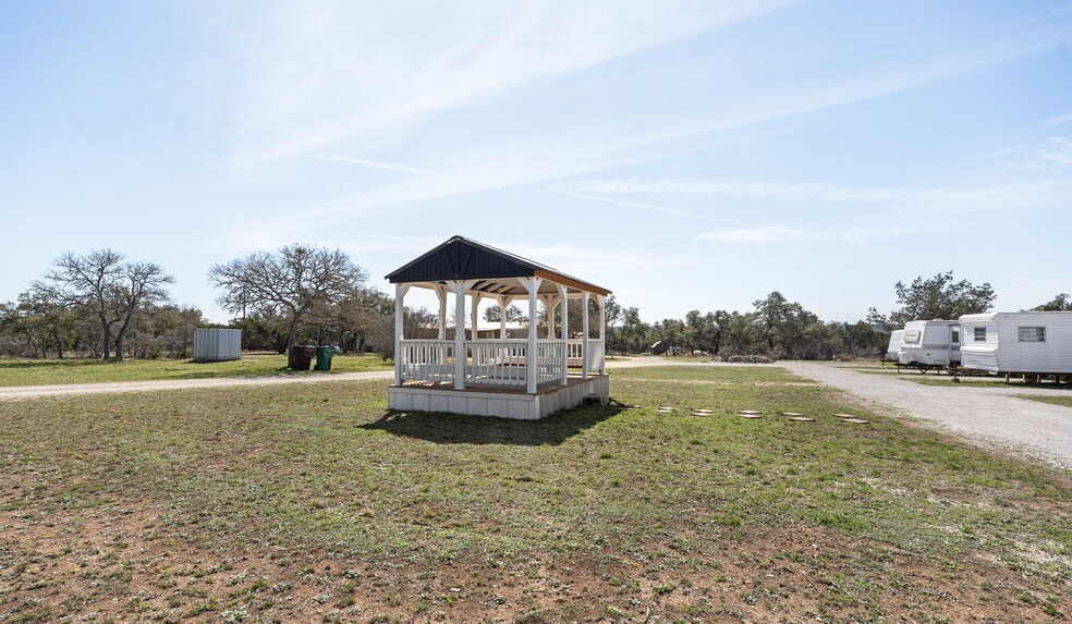 More Photos Of 820 Forest View Dr, Blanco Manufactured Housing Mobile Home Park For Sale