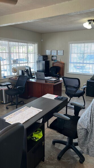 More Photos Of 1952 S Buckner Blvd, Dallas Auto Dealership For Lease