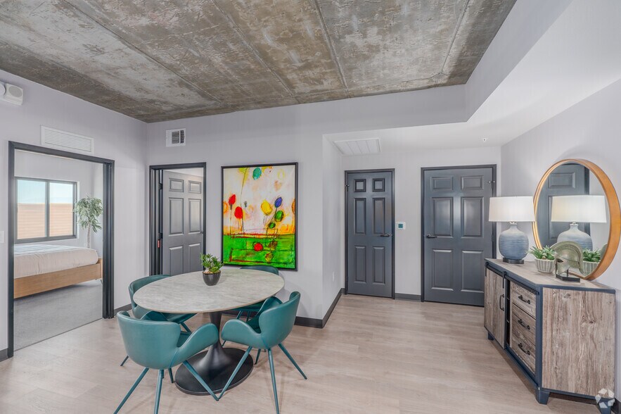 More Photos Of 215-219 S Water St, Henderson Apartments For Lease