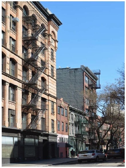 More Photos Of 25 Bleecker St, New York Apartments For Sale