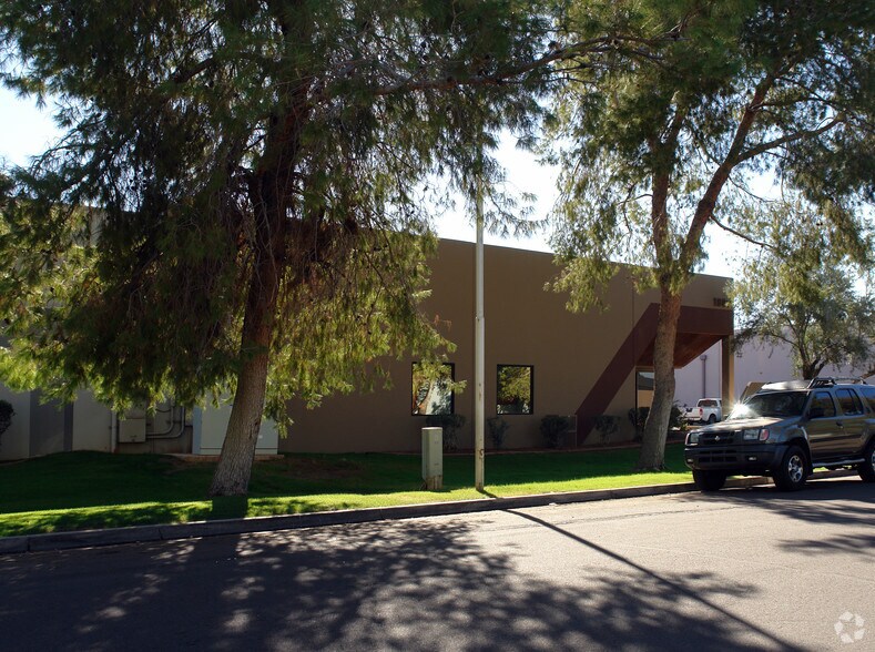 More Photos Of 1801 W 4th St, Tempe Manufacturing For Lease