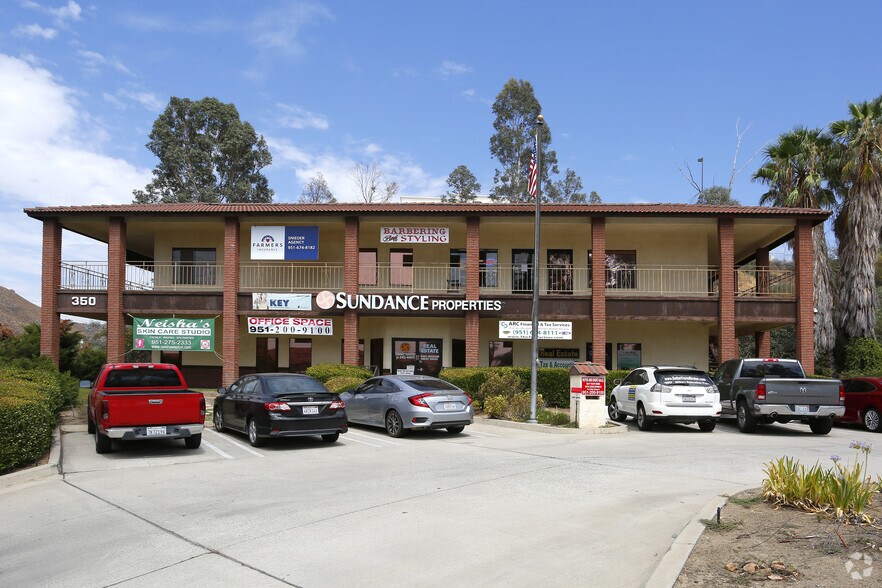 More Photos Of 350 Railroad Canyon Rd, Lake Elsinore Office For Sale