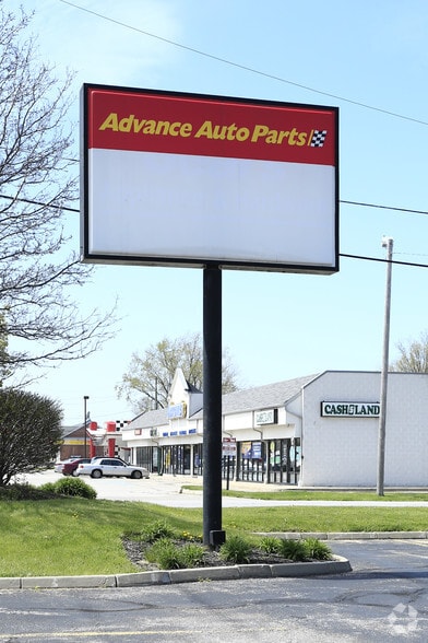 More Photos Of 34225 Vine St, Eastlake Freestanding For Sale