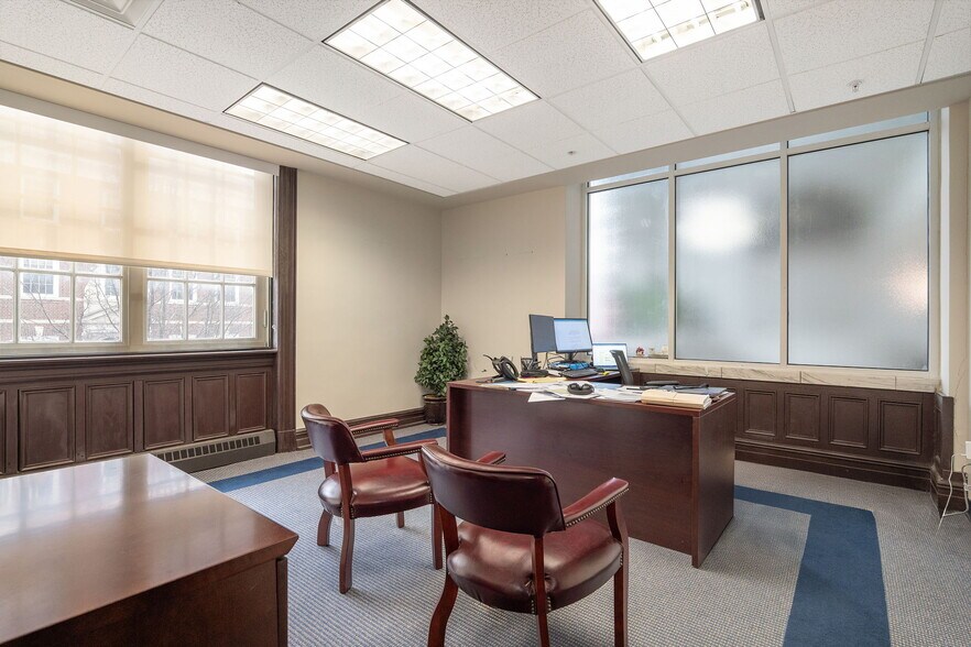 More Photos Of 19 Dove St, Albany Coworking Space
