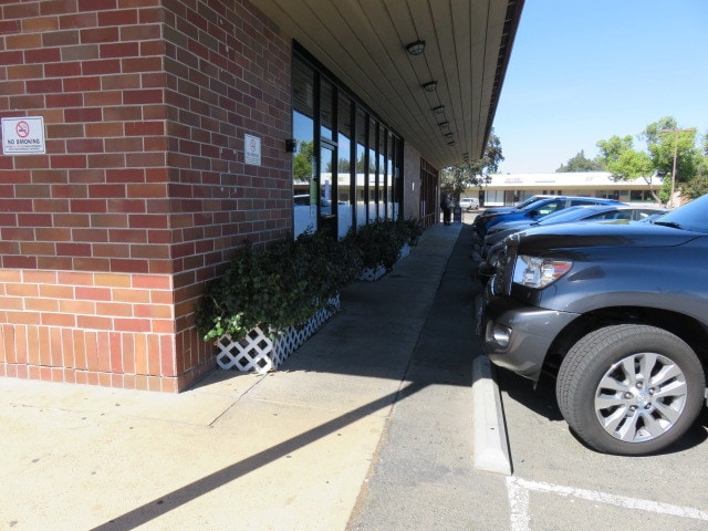 More Photos Of 9205 Folsom Blvd, Sacramento Unknown For Lease