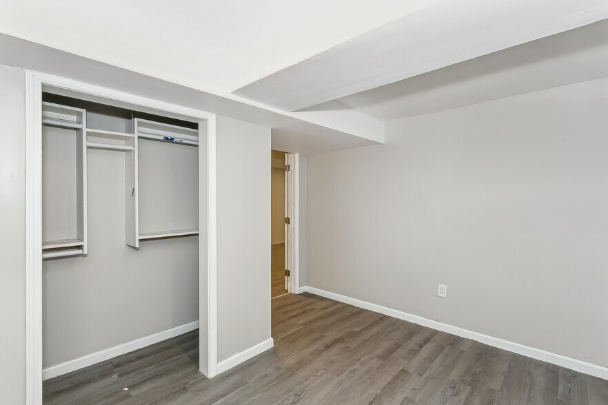 More Photos Of 534-544 N Richmond St, Wichita Apartments For Sale