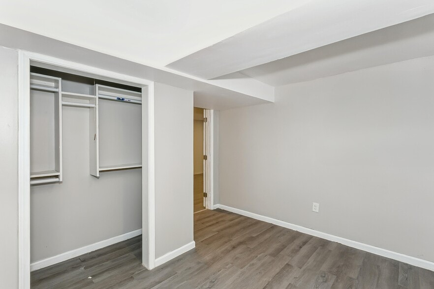 More Photos Of 534-544 N Richmond St, Wichita Apartments For Sale