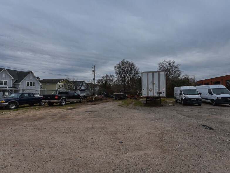 More Photos Of 5108 Western Blvd, Raleigh Land For Lease