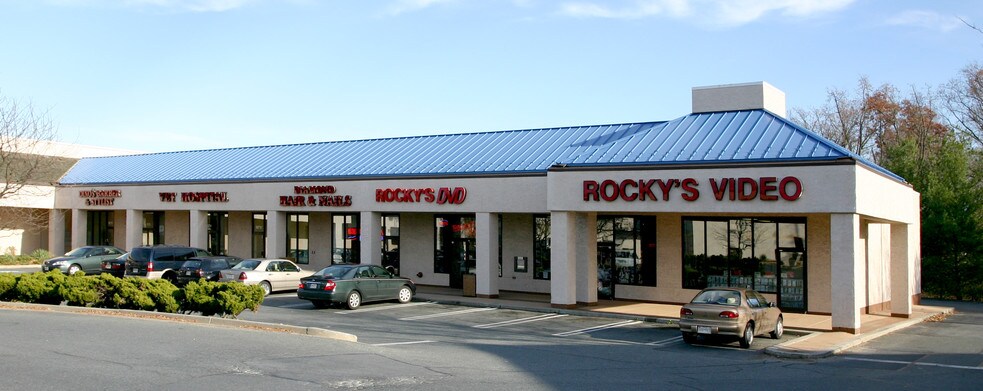 More Photos Of 19703-19773 N Frederick Rd, Germantown Storefront For Lease