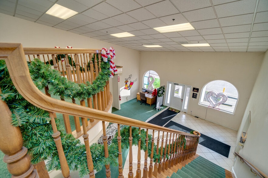 More Photos Of 1620-1720 W Airway Rd, Lebanon Manufacturing For Sale
