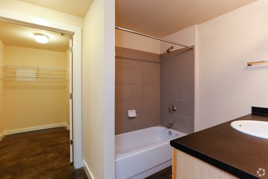 More Photos Of 120 N Cedar St, Charlotte Apartments For Lease