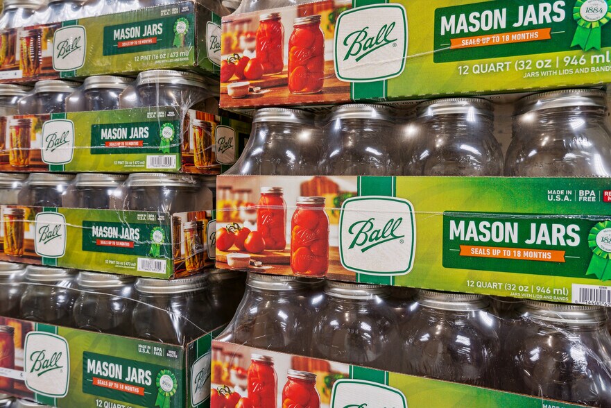 More Photos Of 185 Main St, Bethel Freestanding For Sale