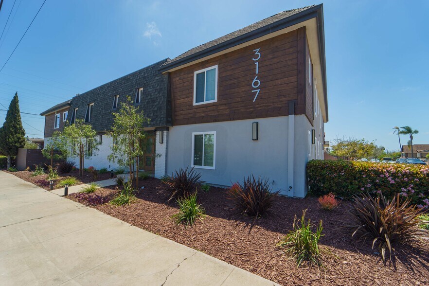 More Photos Of 3167 Landis St, San Diego Apartments For Sale