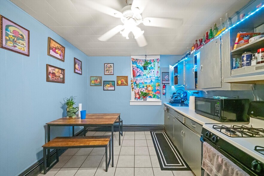 More Photos Of 6058 S Massasoit Ave, Chicago Apartments For Sale