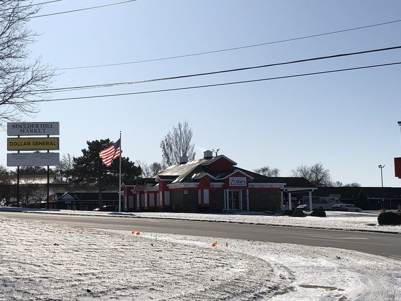 More Photos Of 21 Boulder Hill Pass, Montgomery Land For Lease