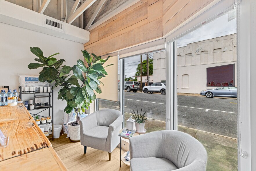 More Photos Of 317 Wood St, West Monroe General Retail For Sale