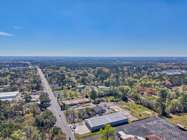 More Photos Of 69 Jessamine Ave, Georgetown Flex For Lease