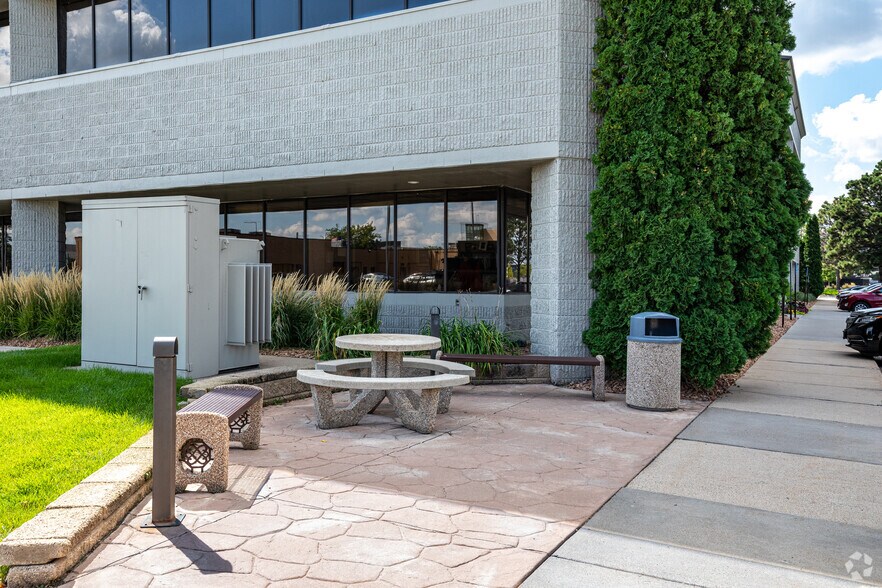 More Photos Of 2626 E 82nd St, Bloomington Office For Sale