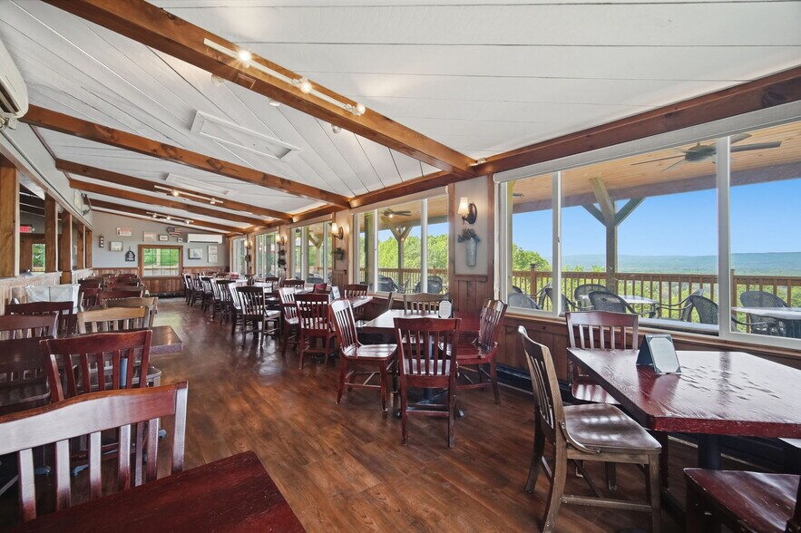 More Photos Of 100 Mountain Rd, Easthampton Restaurant For Sale