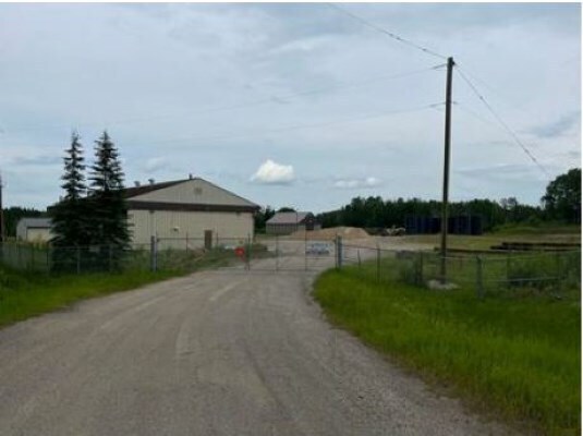 More Photos Of 5205 49 St, Yellowhead County Warehouse For Sale