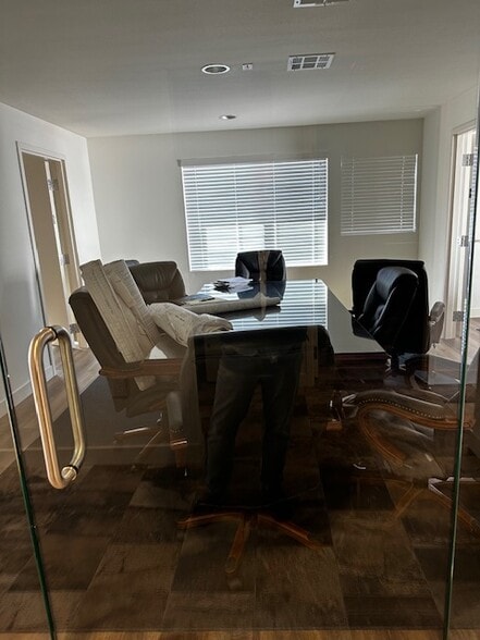 More Photos Of 811 S 6th St, Las Vegas Office For Lease