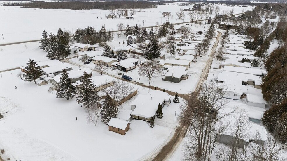 More Photos Of 39724 Amberley Rd, Wingham Manufactured Housing Mobile Home Park For Sale