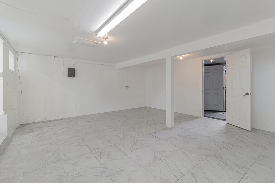 More Photos Of 3109 Sacramento St, Berkeley Storefront Retail Residential For Sale