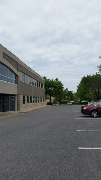 More Photos Of 8066 Walnut Run Rd, Cordova Medical For Lease